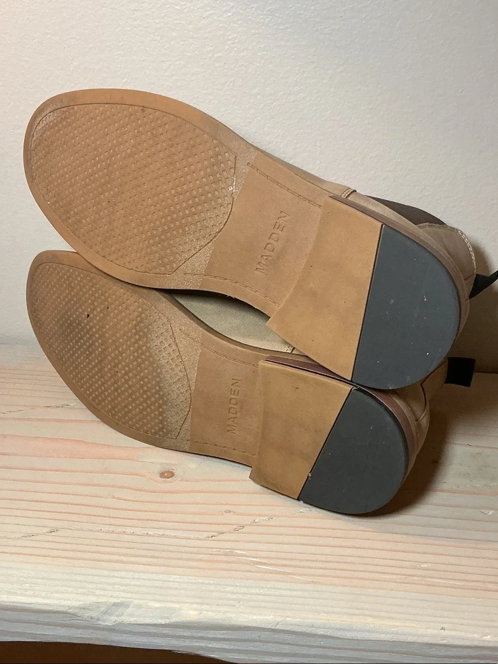 Steve Madden Men’s Tan Suede Chukka Chelsea Boots